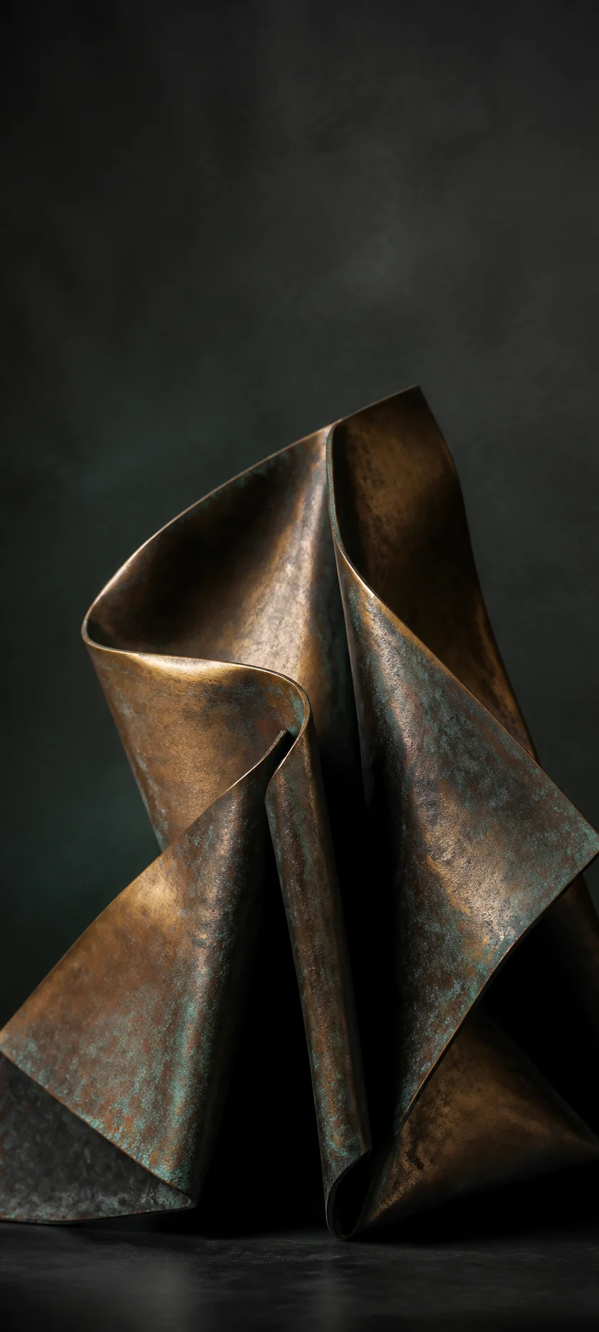 Minimal Masterwork Bronze Fold