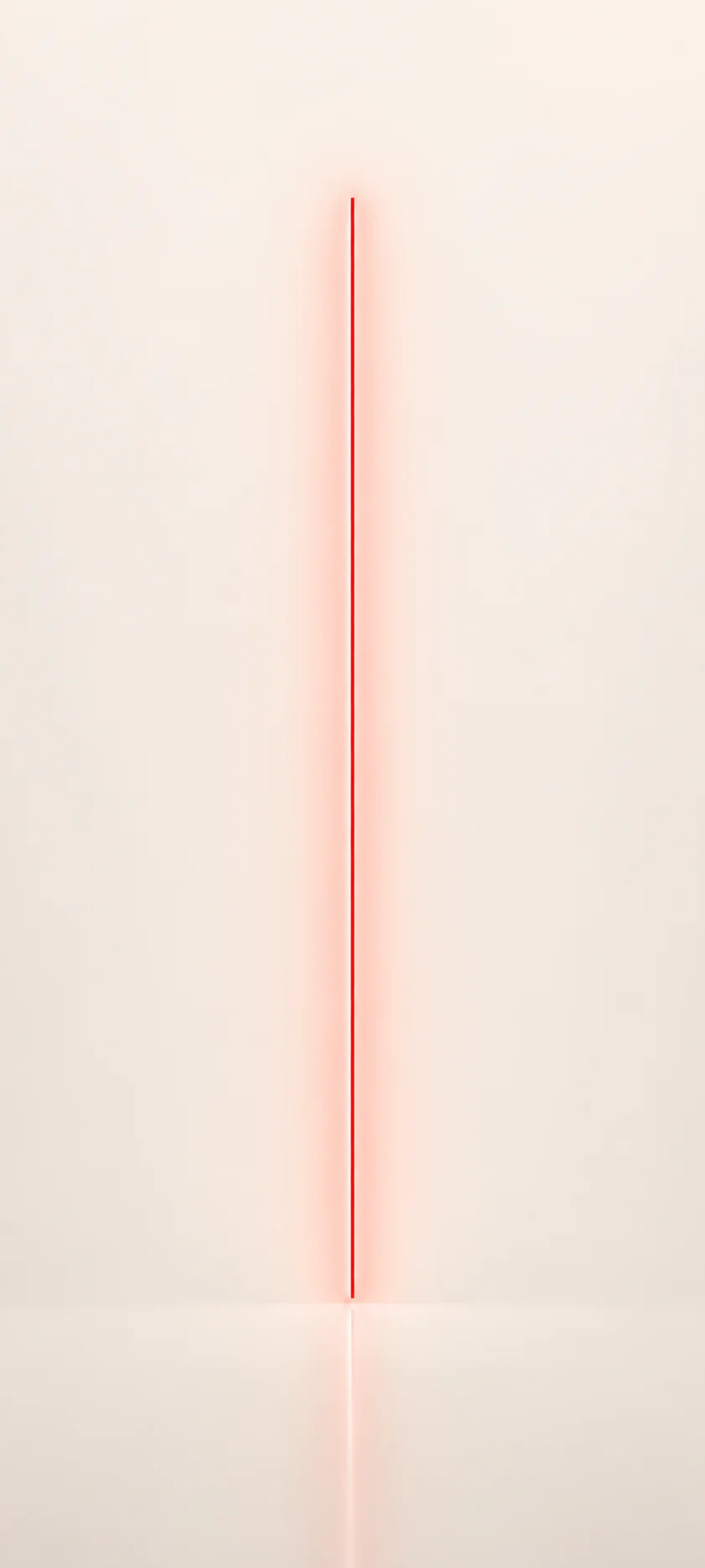 Red Light Line Cream Reflection