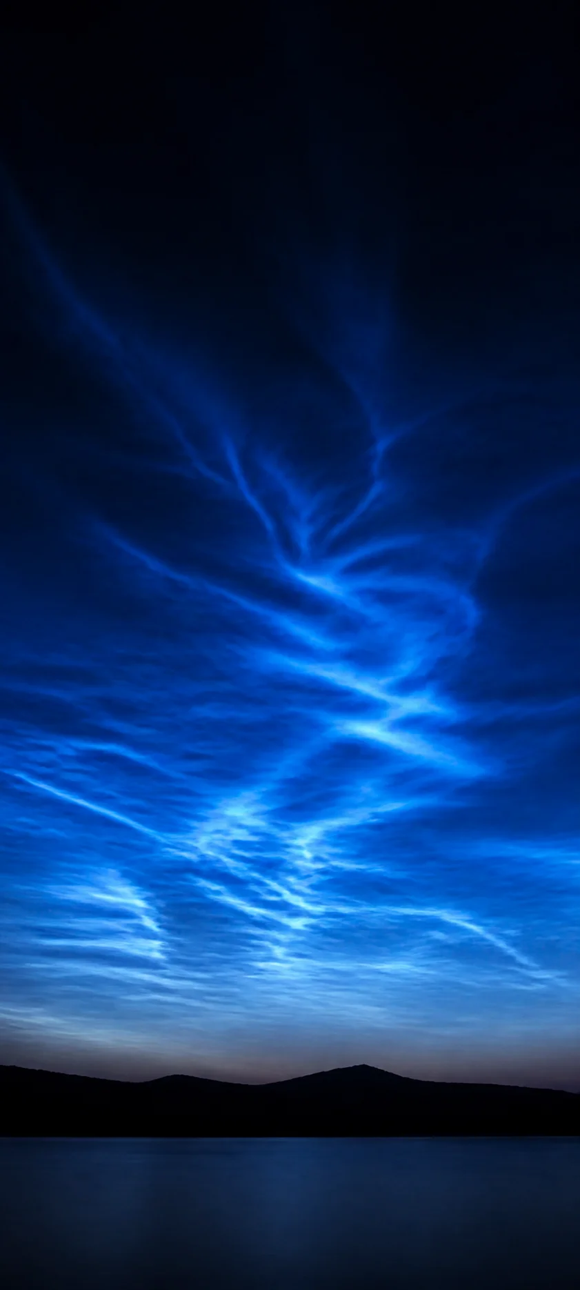 Minimal Luxe Noctilucent Clouds