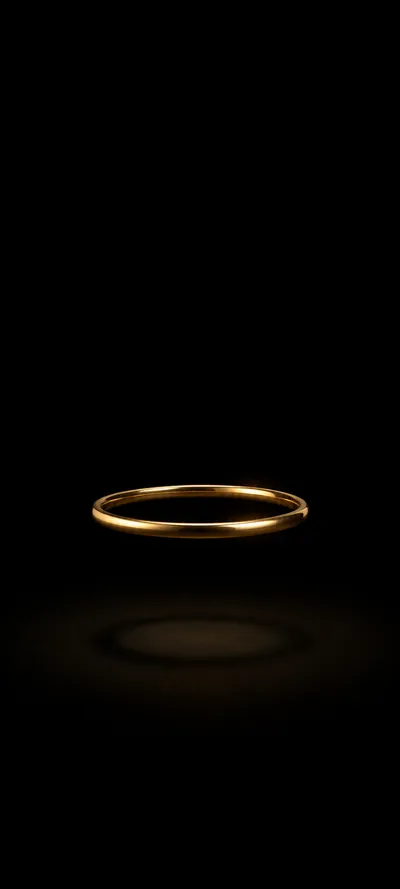 Thin Gold Ring Black Shadow