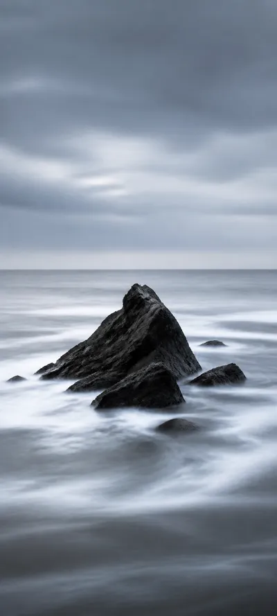 Minimal Luxe Ocean Long Exposure
