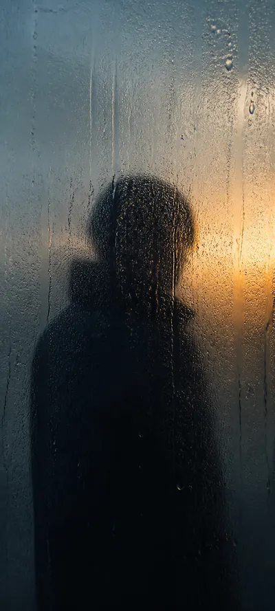 Minimal Luxe Rain Portrait